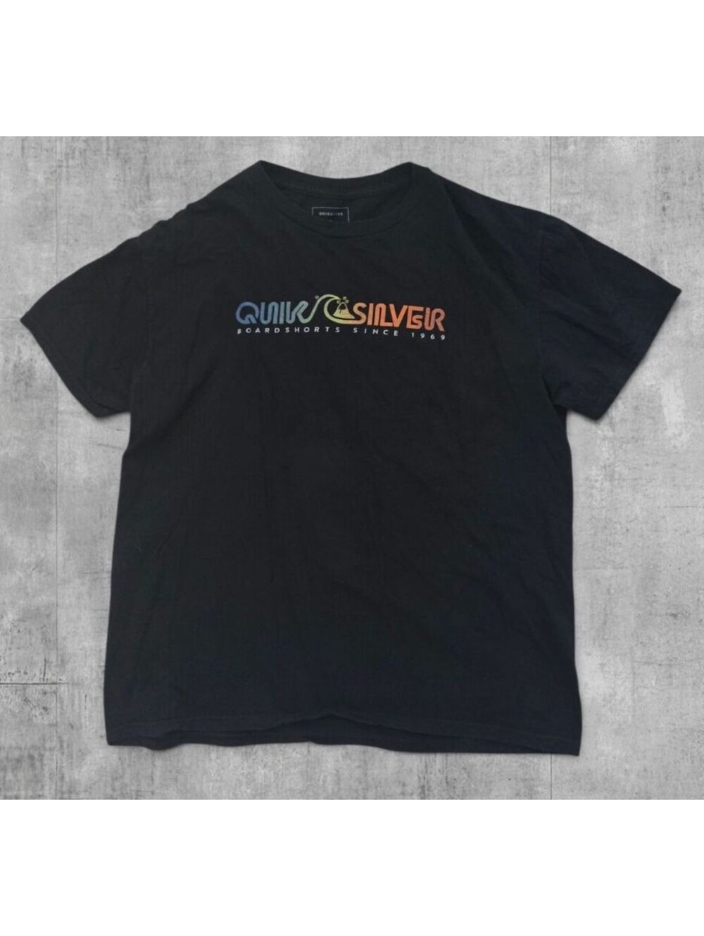 Quiksilver Boardshorts Since 1969 Fickle Game Graphic Tee L